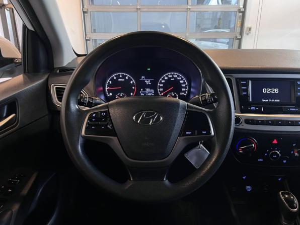 Hyundai Solaris II с пробегом 2019 года, цена 1 525 000 рублей, 114540 км, седан, Автокод Объявления