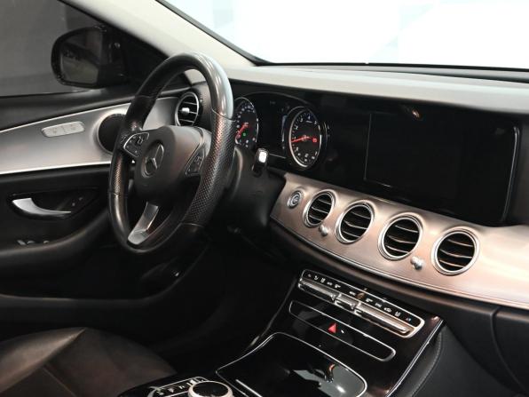 Mercedes-Benz E-Класс V (W213 S213 C238) с пробегом 2017 года, цена 2 580 000 рублей, 136871 км, седан, Автокод Объявления