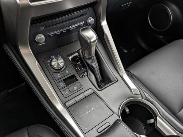 Lexus NX I Рестайлинг с пробегом 2019 года, цена 2 855 000 рублей, 130050 км, внедорожник, Автокод Объявления