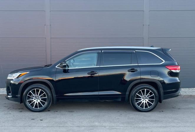 Toyota Highlander III (XU50) Рестайлинг с пробегом 2019 года, цена 3 705 000 рублей, 200583 км, внедорожник, Автокод Объявления