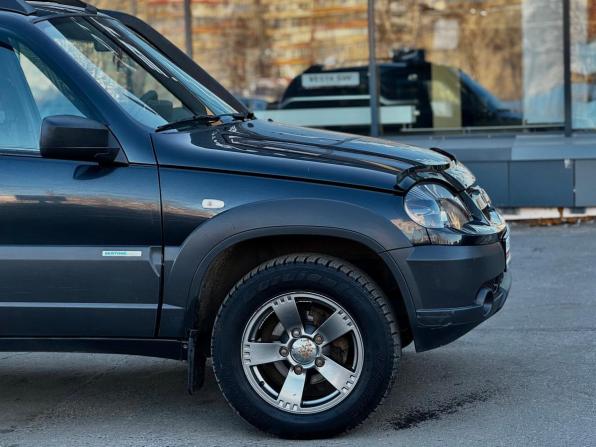 Chevrolet Niva I Рестайлинг с пробегом 2020 года, цена 799 000 рублей, 92563 км, внедорожник, Автокод Объявления