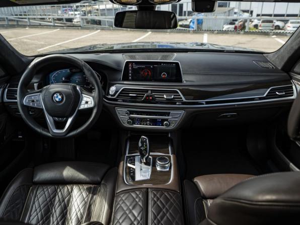BMW 7 серии VI (G11/G12) Рестайлинг с пробегом 2020 года, цена 5 850 000 рублей, 134785 км, седан, Автокод Объявления