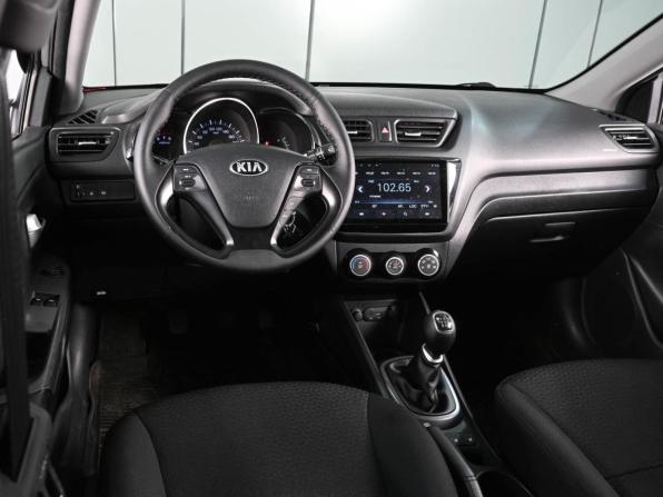 Kia Rio III Рестайлинг с пробегом 2016 года, цена 929 000 рублей, 102382 км, седан, Автокод Объявления