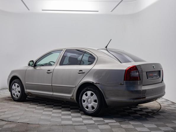 Skoda Octavia II (A5) Рестайлинг с пробегом 2013 года, цена 707 000 рублей, 206167 км, лифтбек, Автокод Объявления