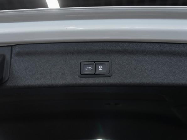 Audi Q3 II (F3) с пробегом 2019 года, цена 2 980 000 рублей, 76552 км, внедорожник, Автокод Объявления