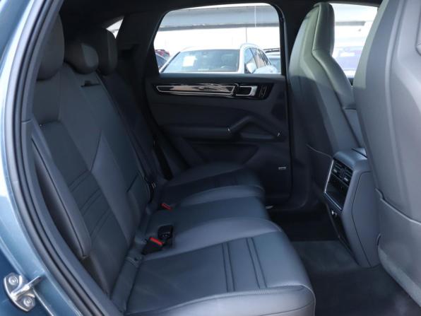Porsche Cayenne III с пробегом 2019 года, цена 8 080 000 рублей, 53070 км, внедорожник, Автокод Объявления