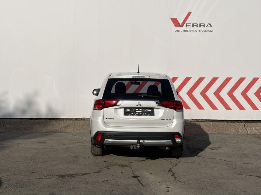 Mitsubishi Outlander III Рестайлинг 2 Пермь  - изображение 4