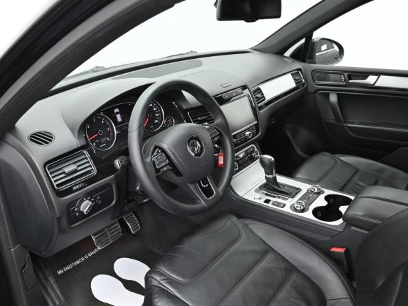 Volkswagen Touareg II с пробегом 2013 года, цена 2 049 000 рублей, 176000 км, внедорожник, Автокод Объявления