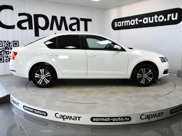 Skoda Octavia III (A7) Рестайлинг с пробегом 2020 года, цена 1 677 000 рублей, 78120 км, лифтбек, Автокод Объявления