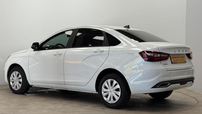 Lada (ВАЗ) Vesta I Рестайлинг (NG) с пробегом 2024 года, цена 1 265 000 рублей, 38954 км, седан, Автокод Объявления