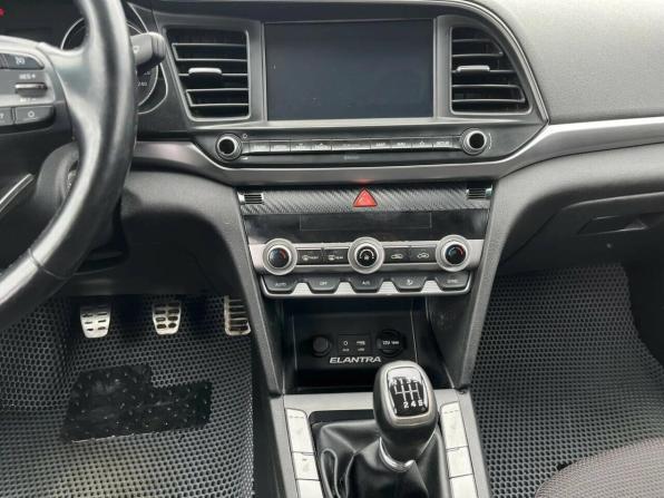 Hyundai Elantra VI (AD) Рестайлинг с пробегом 2019 года, цена 1 440 400 рублей, 109723 км, седан, Автокод Объявления