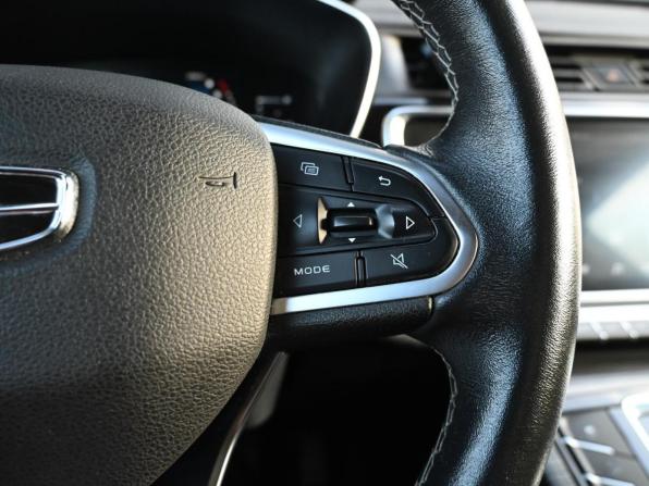 Geely Atlas Pro с пробегом 2022 года, цена 1 749 000 рублей, 78877 км, внедорожник, Автокод Объявления