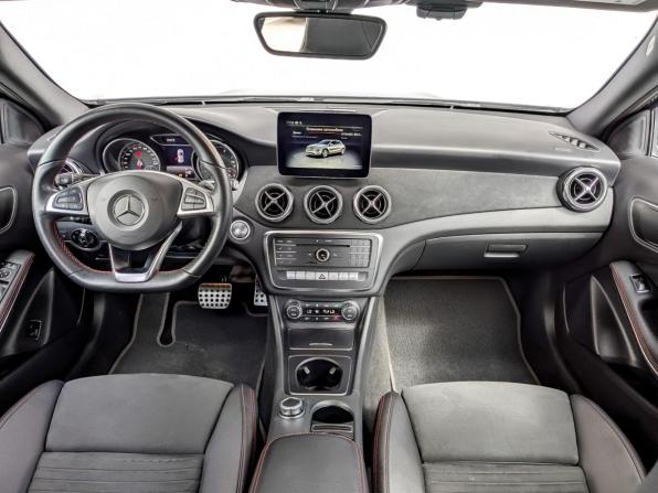 Mercedes-Benz GLA I (X156) Рестайлинг с пробегом 2019 года, цена 2 595 000 рублей, 49821 км, внедорожник, Автокод Объявления