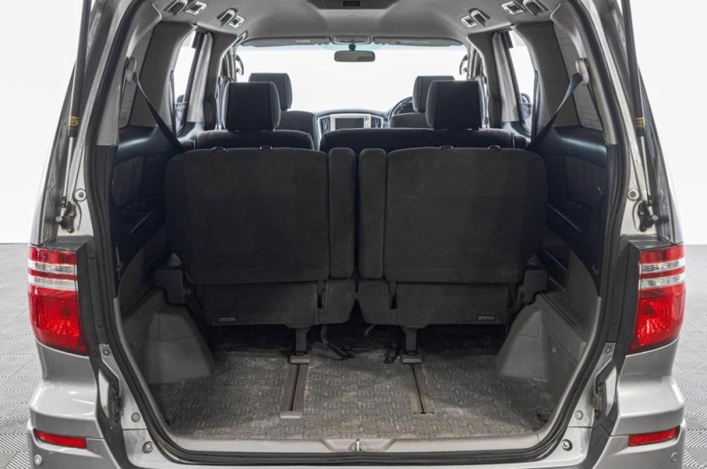 Toyota Alphard I Рестайлинг Барнаул  - изображение 29