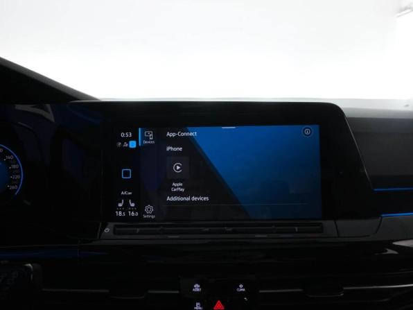 Volkswagen Golf VIII с пробегом 2022 года, цена 2 798 444 рубля, 52453 км, хэтчбек, Автокод Объявления