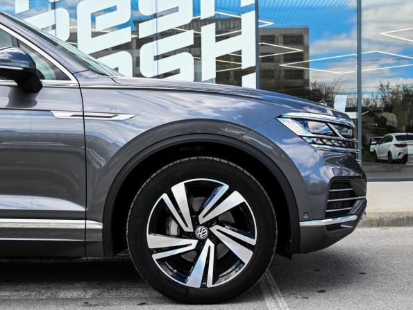 Volkswagen Touareg III с пробегом 2020 года, цена 7 176 900 рублей, 58960 км, внедорожник, Автокод Объявления