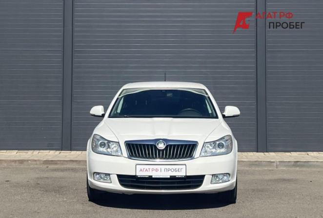 Skoda Octavia II (A5) Рестайлинг с пробегом 2012 года, цена 890 000 рублей, 188743 км, лифтбек, Автокод Объявления