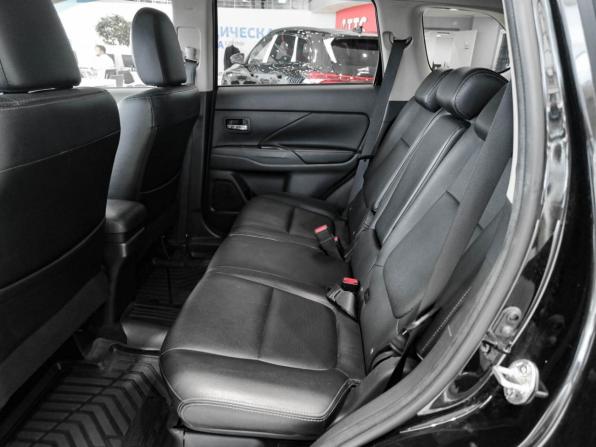 Mitsubishi Outlander III Рестайлинг 2 с пробегом 2018 года, цена 2 150 000 рублей, 135391 км, внедорожник, Автокод Объявления