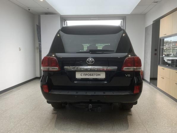 Toyota Land Cruiser 200 Series с пробегом 2011 года, цена 3 260 000 рублей, 312000 км, внедорожник, Автокод Объявления