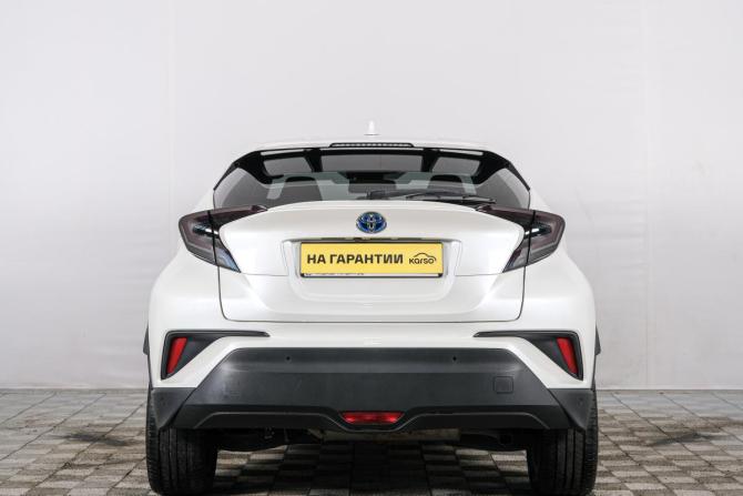 Toyota C-HR I с пробегом 2017 года, цена 1 899 000 рублей, 146000 км, внедорожник, Автокод Объявления