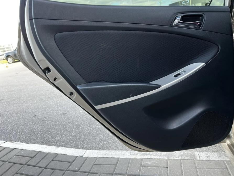 Hyundai Solaris I Волгоград  - изображение 18