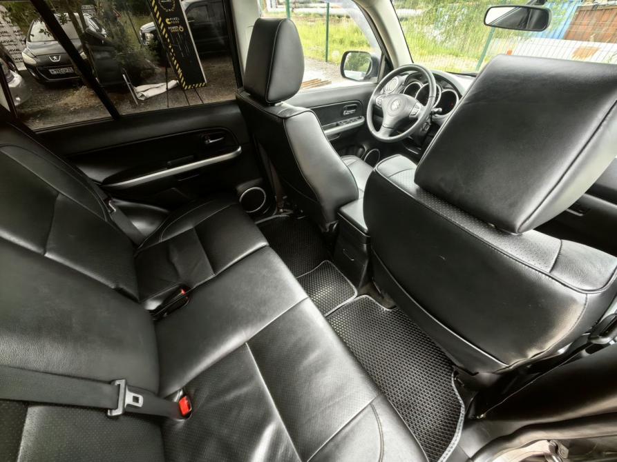Suzuki Grand Vitara II Рестайлинг Санкт-Петербург  - изображение 12