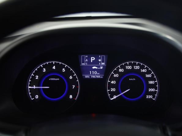 Hyundai Solaris I Рестайлинг с пробегом 2014 года, цена 879 000 рублей, 196743 км, седан, Автокод Объявления