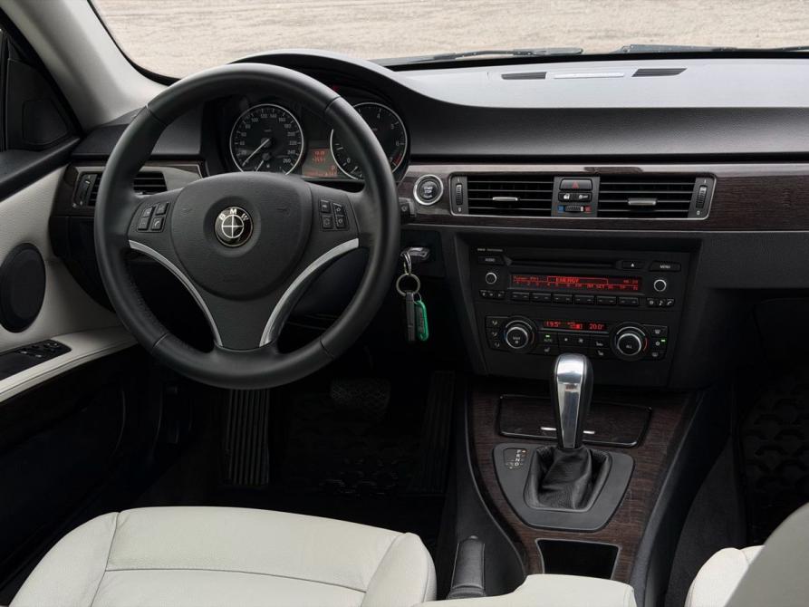 BMW 3 серии V (E90/E91/E92/E93) Рестайлинг Волгоград  - изображение 18