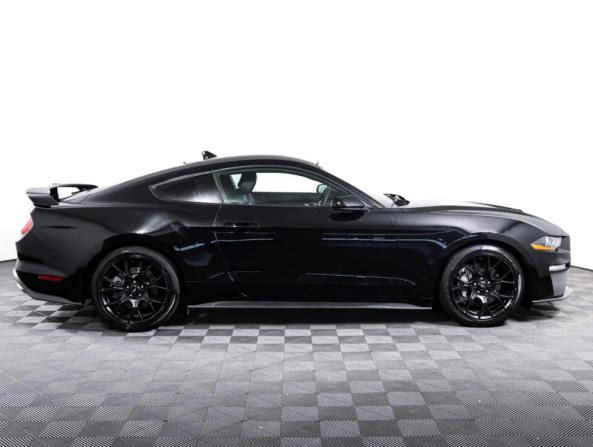 Ford Mustang VI Рестайлинг с пробегом 2022 года, цена 3 685 000 рублей, 42981 км, купе, Автокод Объявления
