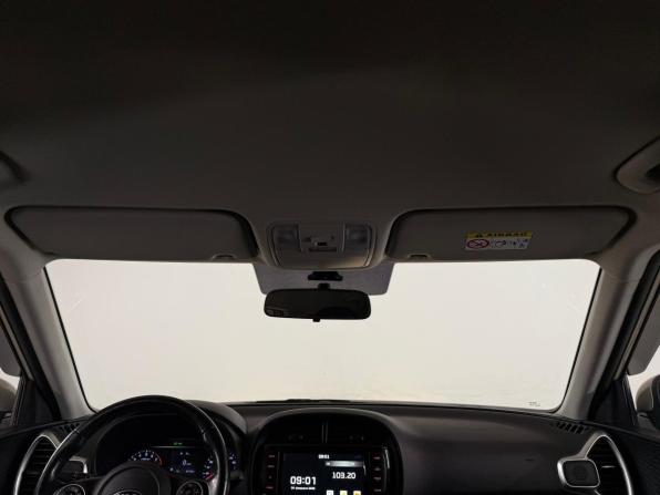 Kia Soul III с пробегом 2021 года, цена 2 050 000 рублей, 63159 км, хэтчбек, Автокод Объявления