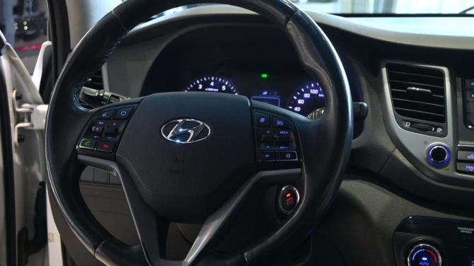 Hyundai Tucson III с пробегом 2018 года, цена 1 995 000 рублей, 89472 км, внедорожник, Автокод Объявления