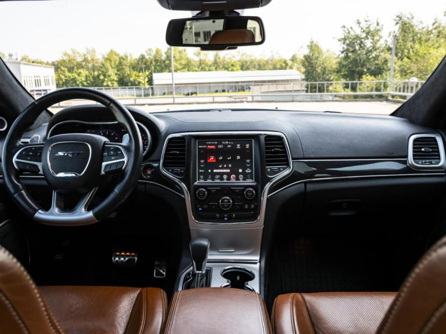 Jeep Grand Cherokee IV (WK2) Рестайлинг Москва  - изображение 15