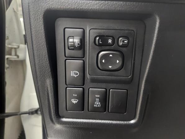 Toyota Land Cruiser Prado 150 Series Рестайлинг 1 с пробегом 2014 года, цена 3 290 000 рублей, 221738 км, внедорожник, Автокод Объявления