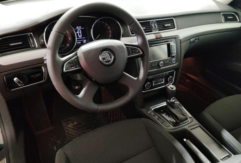 Skoda Superb II Рестайлинг Ярославль  - изображение 12