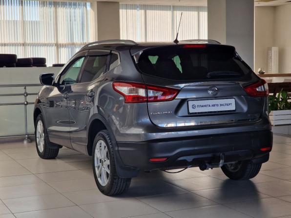 Nissan Qashqai II с пробегом 2015 года, цена 1 195 000 рублей, 131356 км, внедорожник, Автокод Объявления