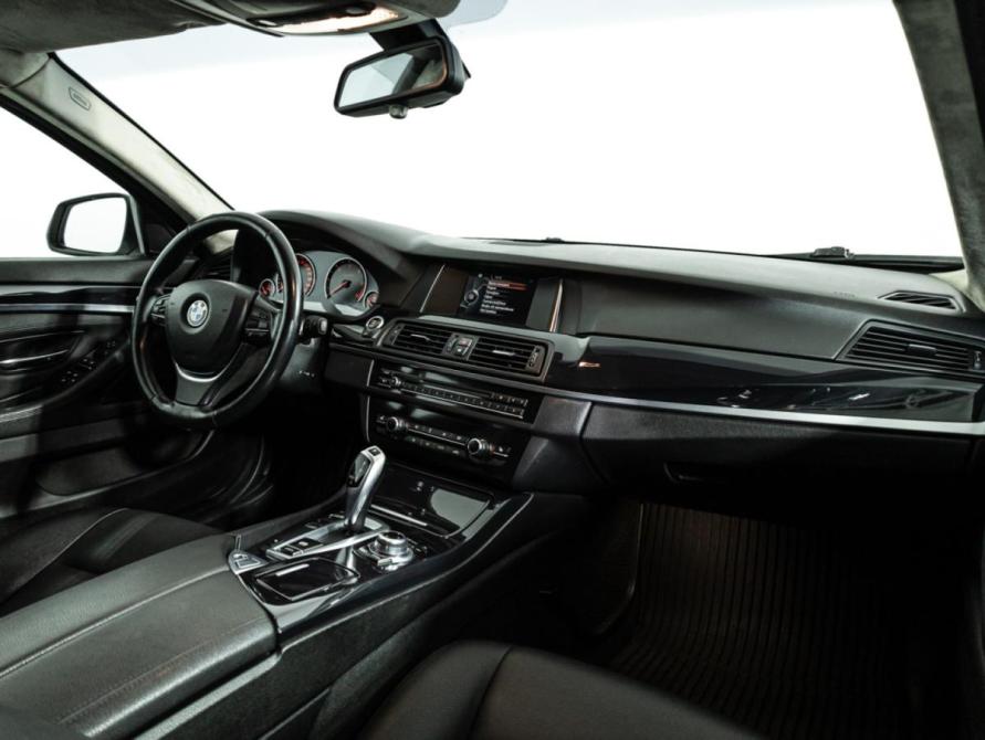 BMW 5 серии VI (F10/F11/F07) Рестайлинг Санкт-Петербург  - изображение 9