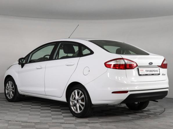 Ford Fiesta Mk6 Рестайлинг с пробегом 2015 года, цена 850 000 рублей, 97756 км, седан, Автокод Объявления