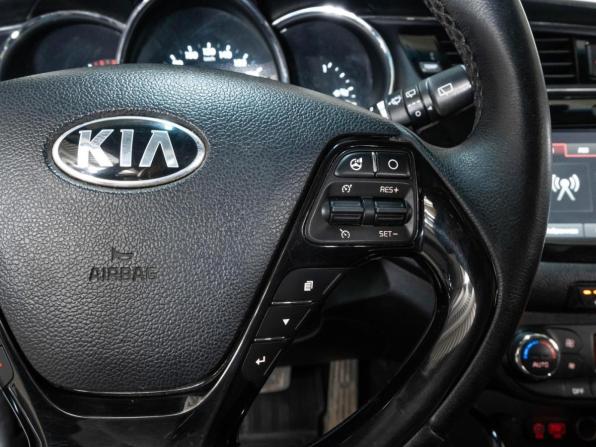 Kia Ceed II Рестайлинг с пробегом 2018 года, цена 1 579 000 рублей, 159152 км, универсал, Автокод Объявления