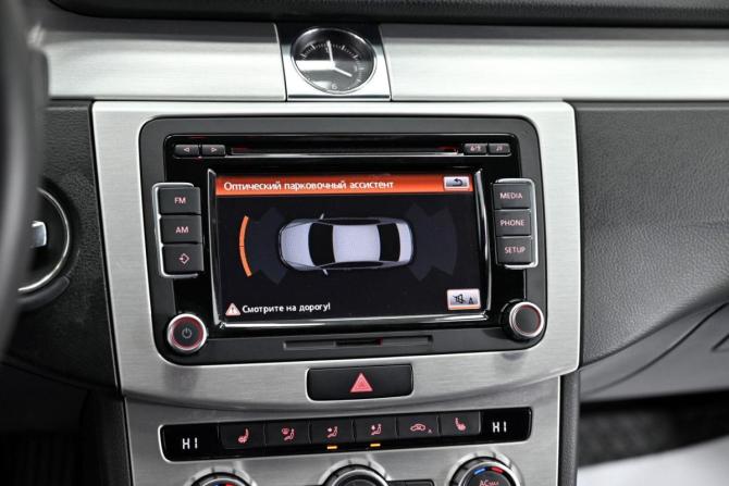 Volkswagen Passat B7 с пробегом 2013 года, цена 1 099 000 рублей, 124577 км, седан, Автокод Объявления