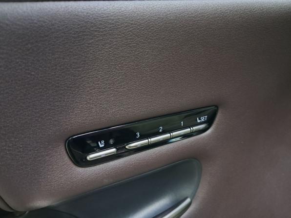 Lexus LS V с пробегом 2018 года, цена 5 315 000 рублей, 173380 км, седан, Автокод Объявления