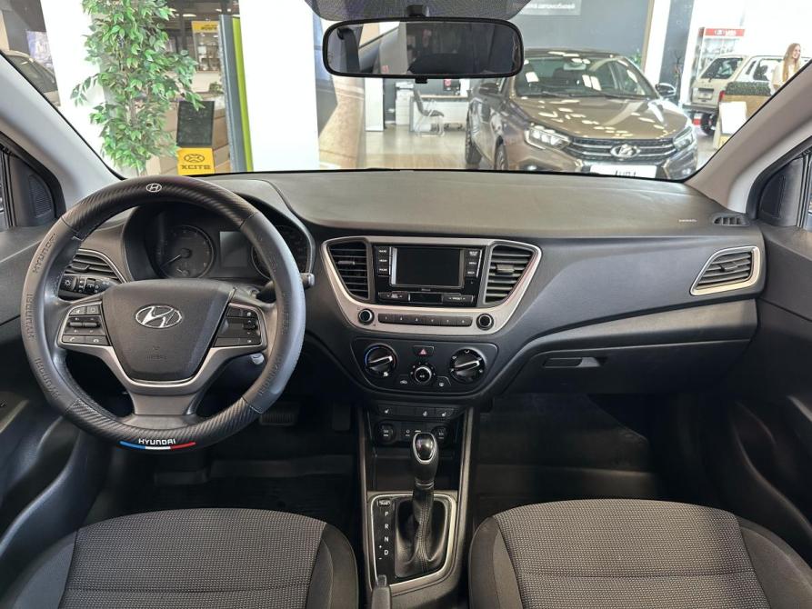 Hyundai Solaris II Москва  - изображение 8