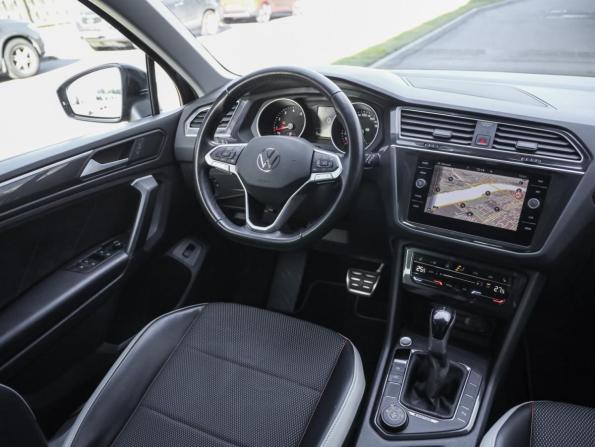 Volkswagen Tiguan II Рестайлинг с пробегом 2021 года, цена 2 779 000 рублей, 108478 км, внедорожник, Автокод Объявления
