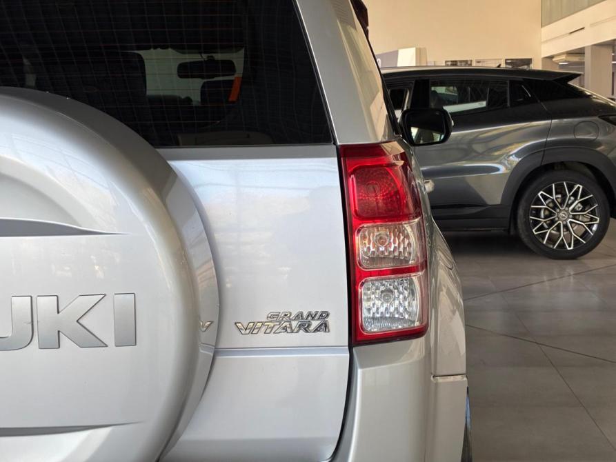 Suzuki Grand Vitara II Рестайлинг 2 Новосибирск  - изображение 6