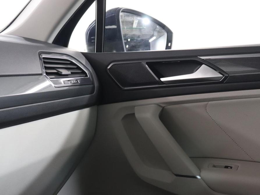 Volkswagen Tiguan II Москва  - изображение 22