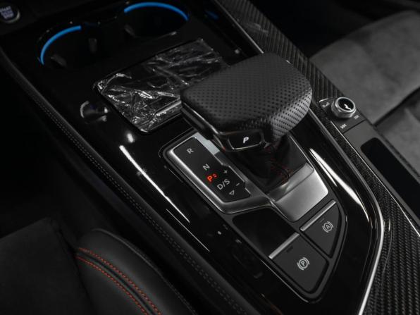 Audi A4 V (B9) Рестайлинг с пробегом 2025 года, цена 5 750 000 рублей, 30 км, седан, Автокод Объявления