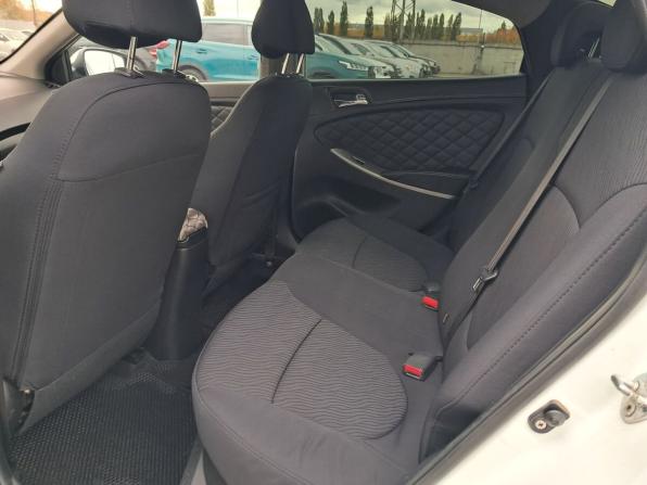 Hyundai Solaris I с пробегом 2013 года, цена 775 000 рублей, 156000 км, седан, Автокод Объявления
