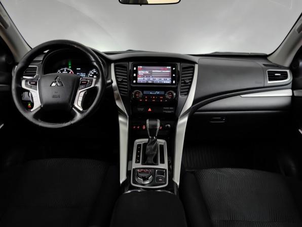 Mitsubishi Pajero Sport III с пробегом 2017 года, цена 2 420 000 рублей, 201325 км, внедорожник, Автокод Объявления