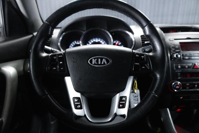 Kia Sorento II с пробегом 2010 года, цена 1 050 000 рублей, 239751 км, внедорожник, Автокод Объявления