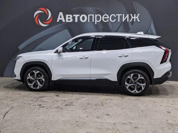 Geely Atlas II с пробегом 2024 года, цена 2 950 000 рублей, 9811 км, внедорожник, Автокод Объявления