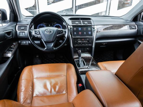 Toyota Camry VII (XV50) Рестайлинг с пробегом 2016 года, цена 2 170 000 рублей, 234321 км, седан, Автокод Объявления